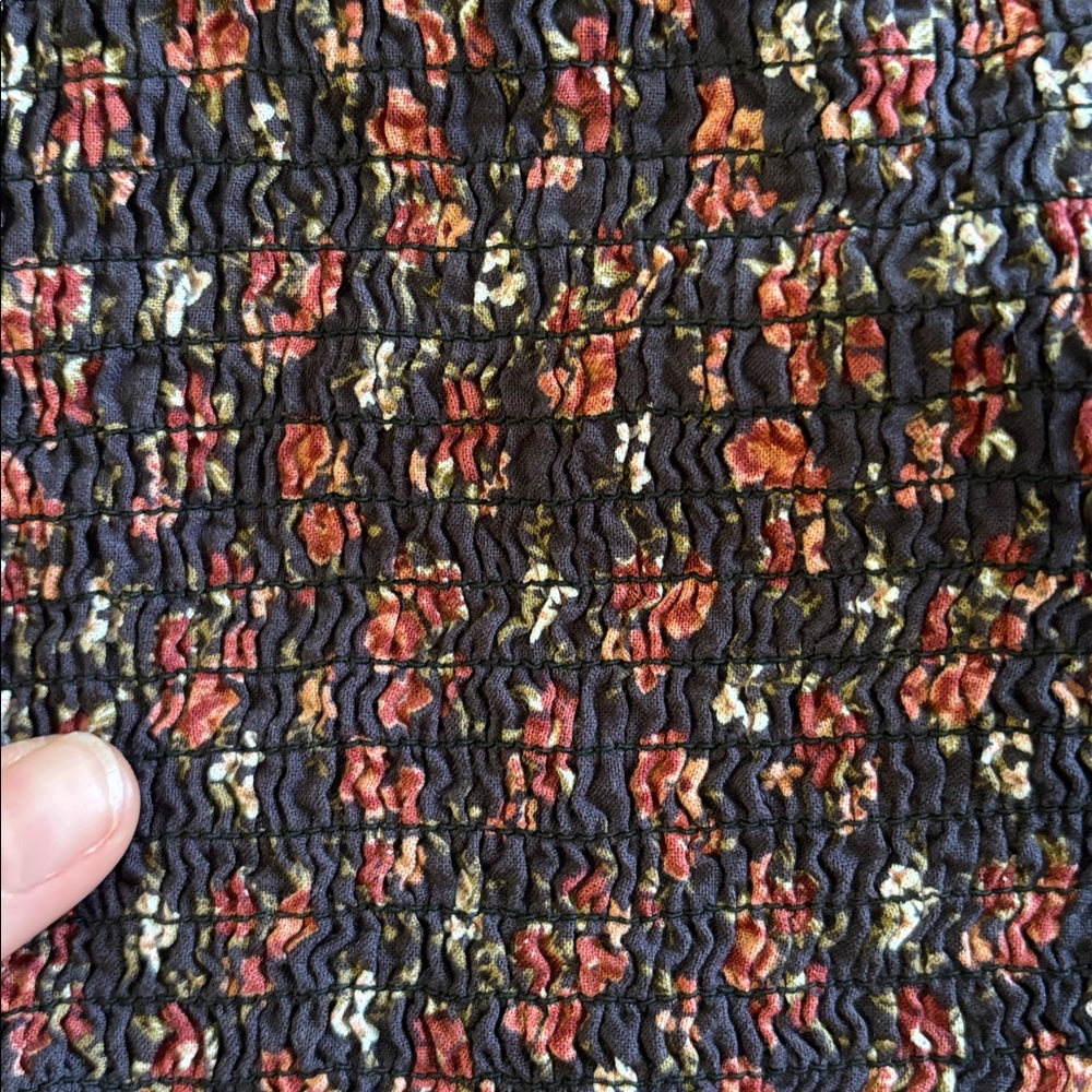 Band of Gypsies Red Floral Smocked Blouse - Picture 2 of 4